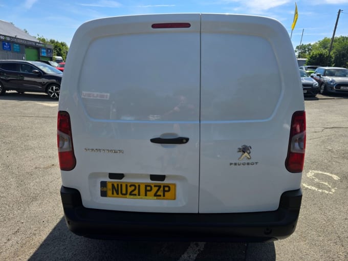 2025 Peugeot Partner