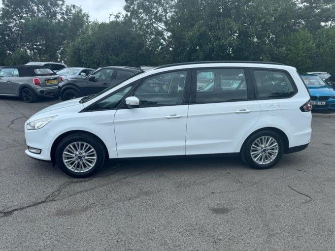 2025 Ford Galaxy
