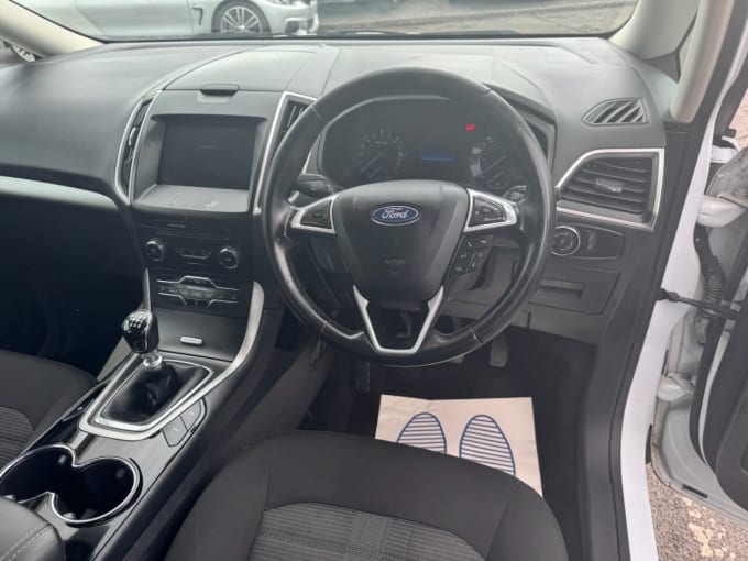 2025 Ford Galaxy