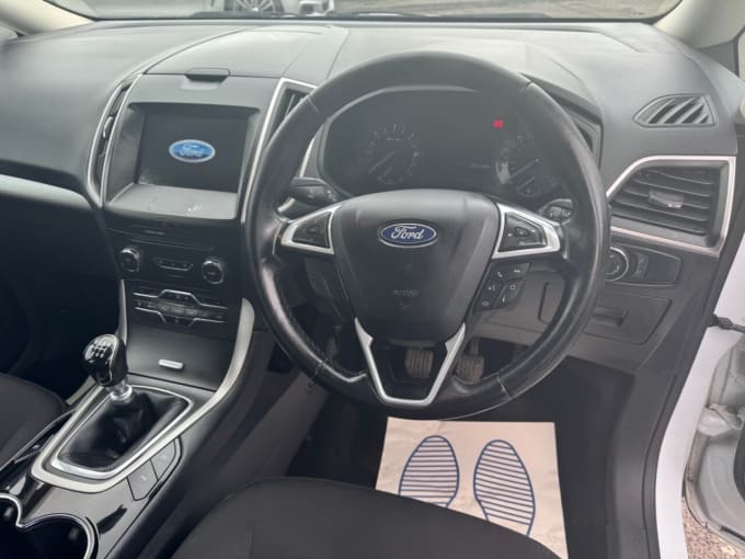 2025 Ford Galaxy