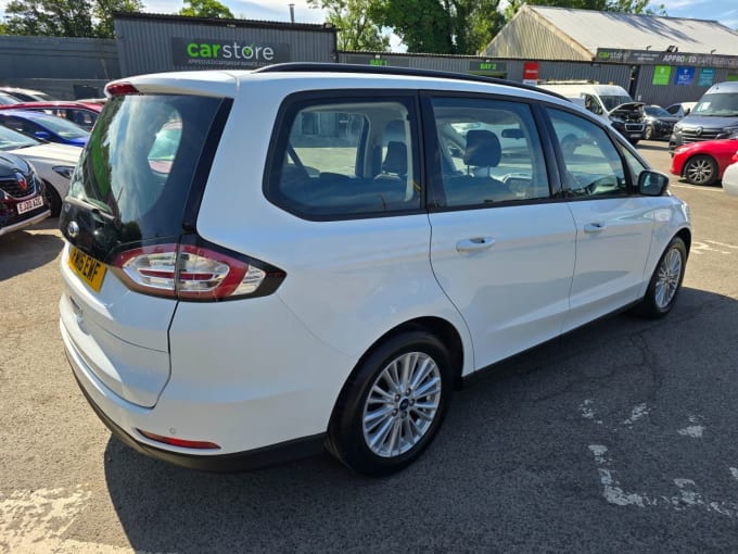 2025 Ford Galaxy