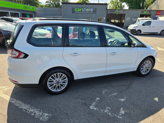 2025 Ford Galaxy