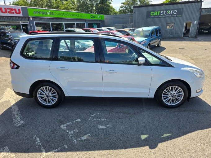 2025 Ford Galaxy