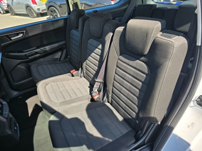 2025 Ford Galaxy