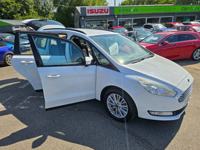 2025 Ford Galaxy