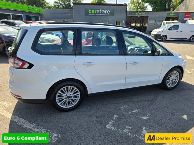 2025 Ford Galaxy