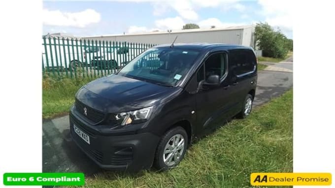 2025 Peugeot Partner