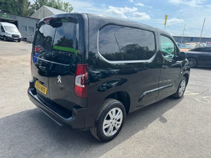 2025 Peugeot Partner