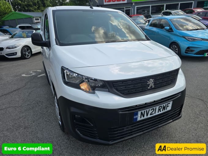 2025 Peugeot Partner