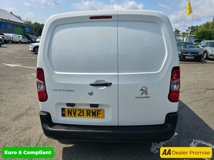 2025 Peugeot Partner