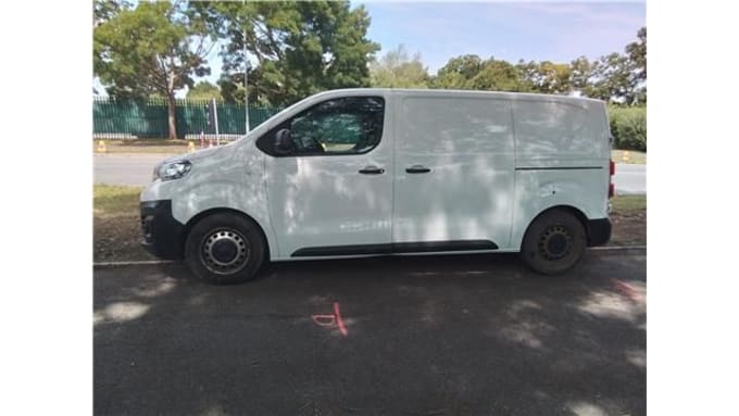 2025 Peugeot Expert