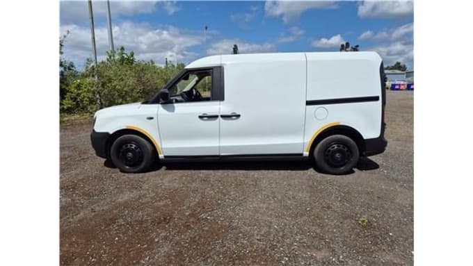 2025 Levc Vn5