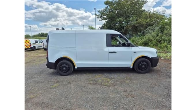 2025 Levc Vn5