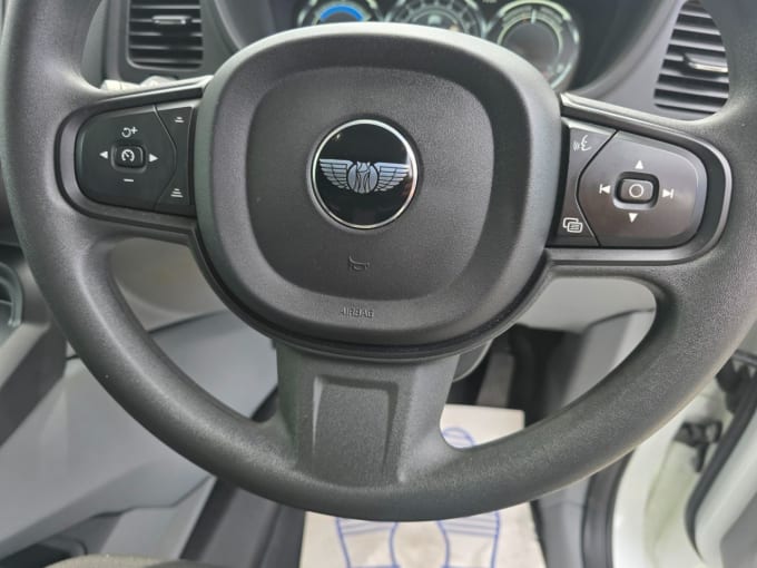 2025 Levc Vn5