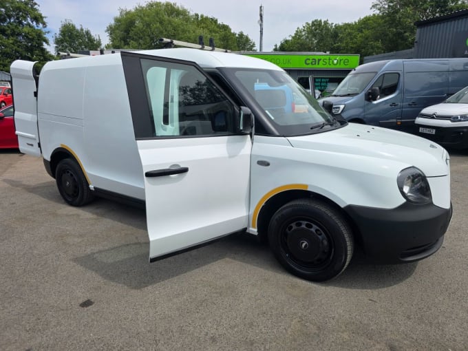 2025 Levc Vn5