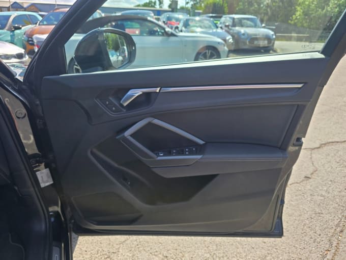 2025 Audi Q3