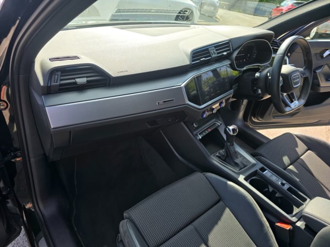 2025 Audi Q3