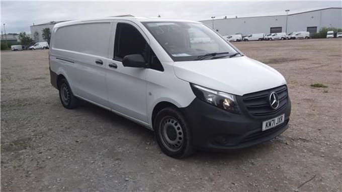 2025 Mercedes-benz Vito
