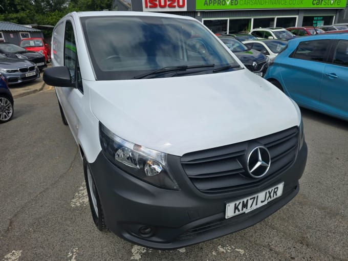 2025 Mercedes-benz Vito