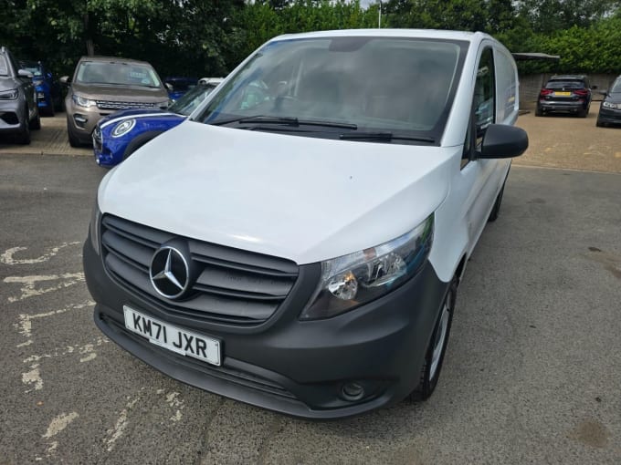 2025 Mercedes-benz Vito