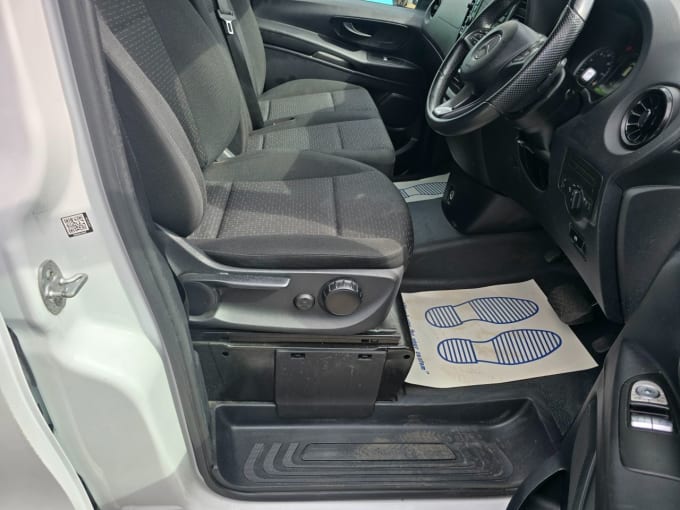2025 Mercedes-benz Vito