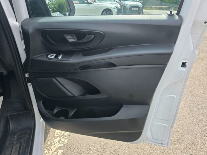 2025 Mercedes-benz Vito