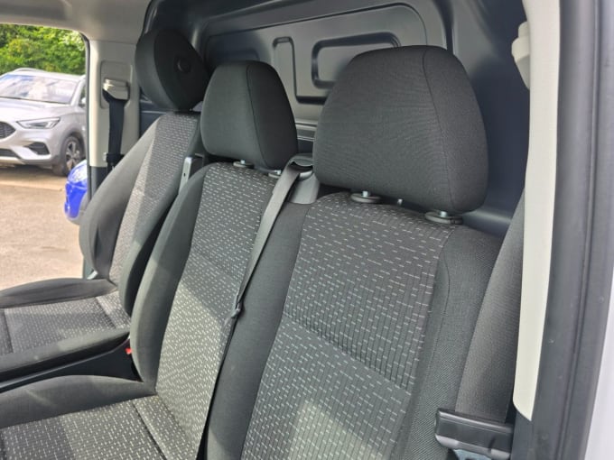 2025 Mercedes-benz Vito