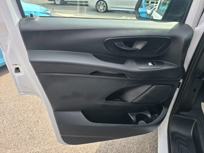 2025 Mercedes-benz Vito