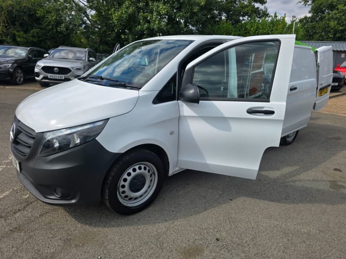 2025 Mercedes-benz Vito