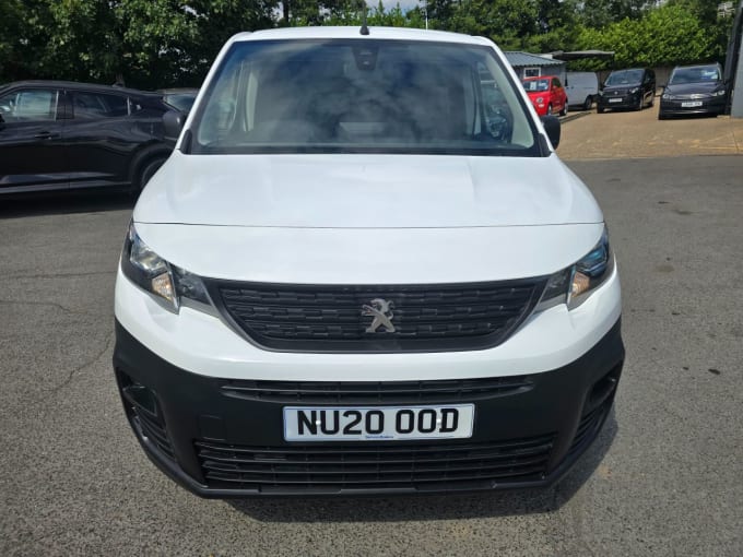 2025 Peugeot Partner