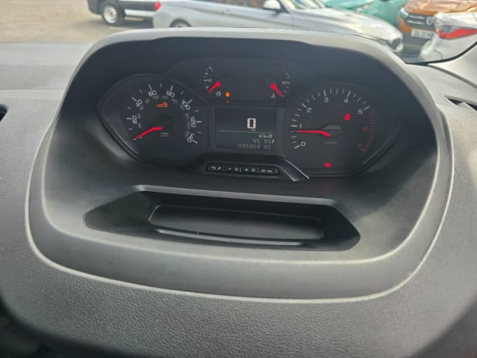 2025 Peugeot Partner