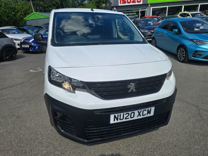 2025 Peugeot Partner