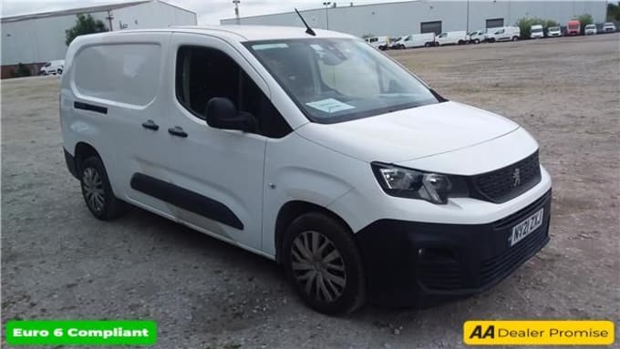 2025 Peugeot Partner