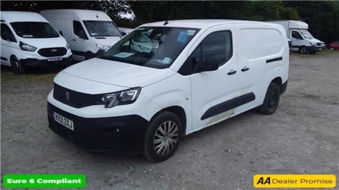 2025 Peugeot Partner