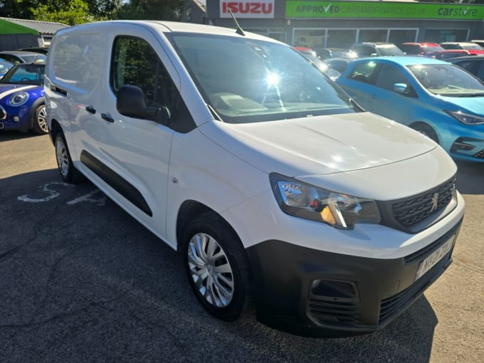 2025 Peugeot Partner