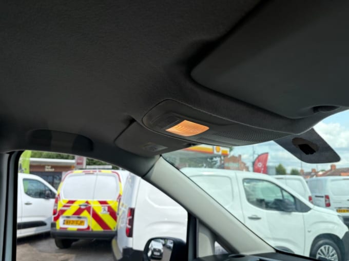 2025 Mercedes-benz Vito