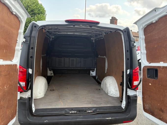 2025 Mercedes-benz Vito