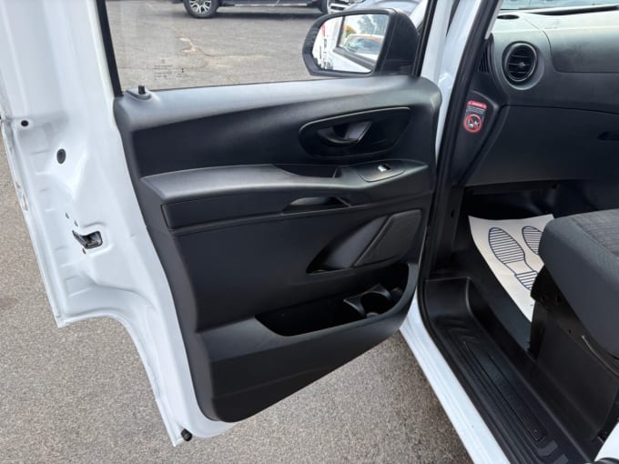 2025 Mercedes-benz Vito