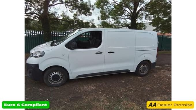 2025 Peugeot Expert