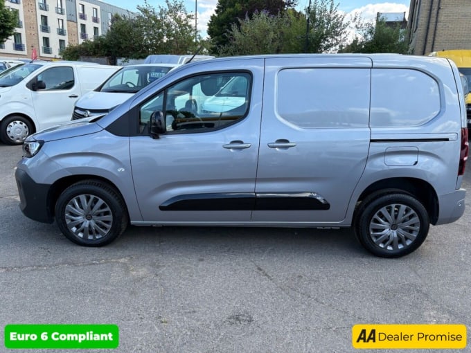 2025 Peugeot Partner