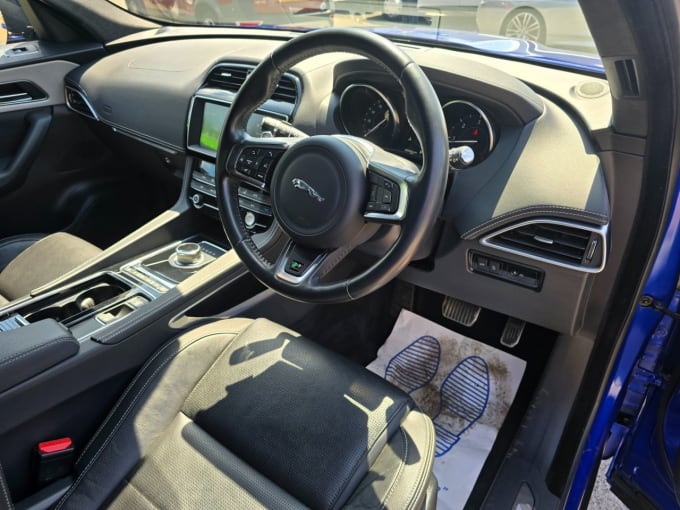 2025 Jaguar F-pace