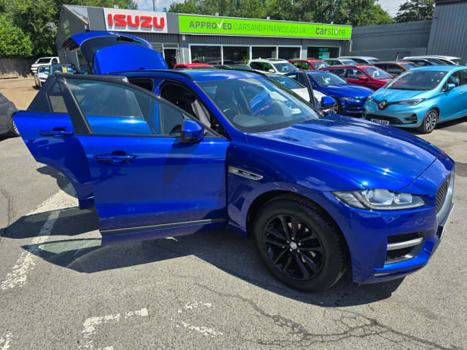 2025 Jaguar F-pace