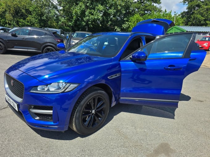 2025 Jaguar F-pace