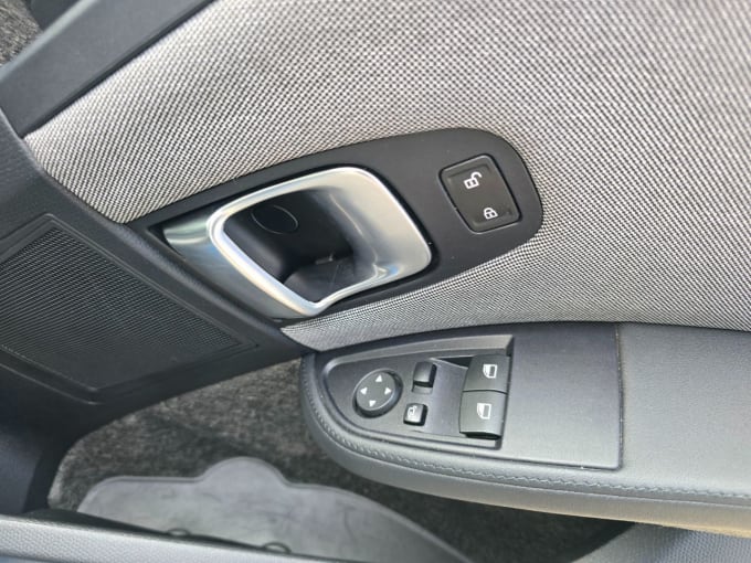 2025 BMW I3