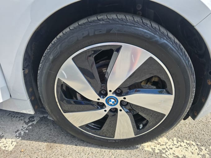 2025 BMW I3