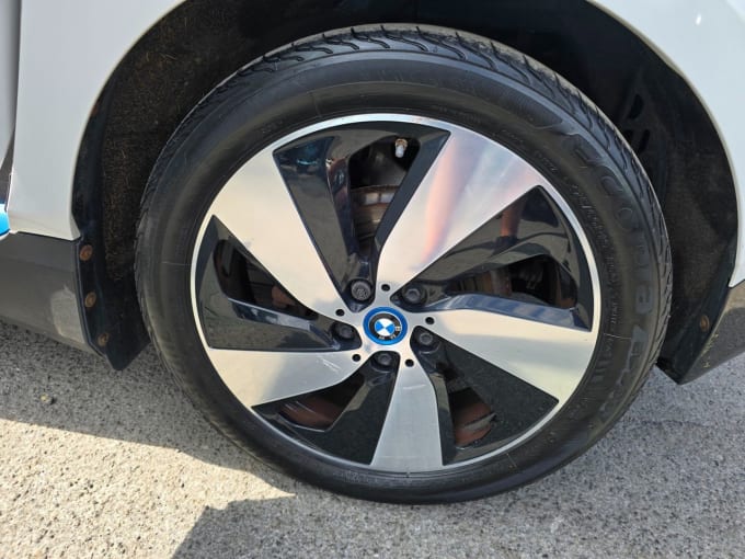 2025 BMW I3
