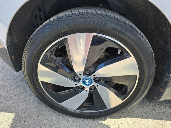 2025 BMW I3