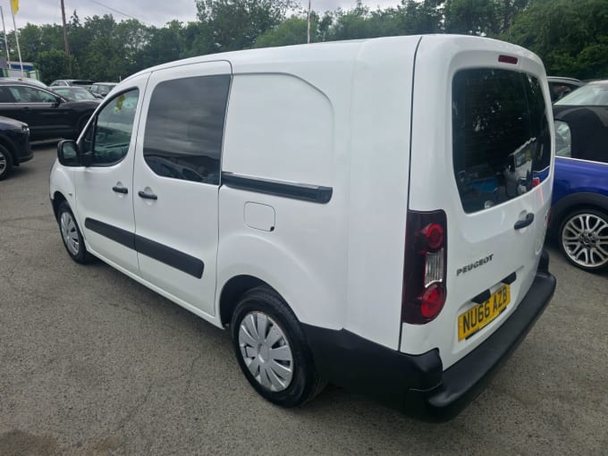 2025 Peugeot Partner