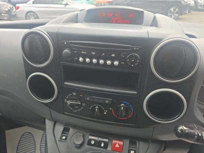 2025 Peugeot Partner