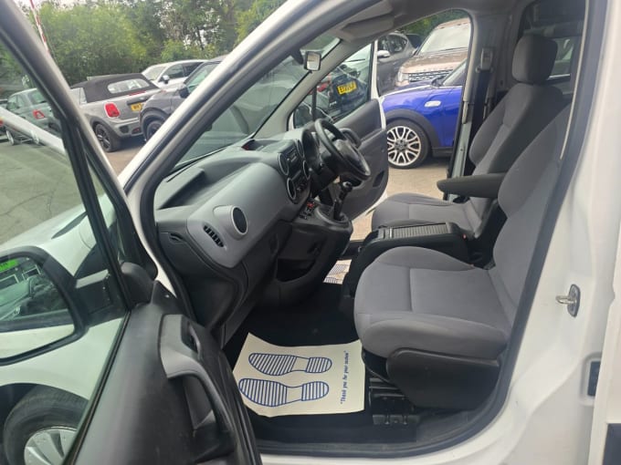 2025 Peugeot Partner